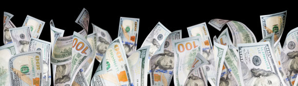 几张百元美钞落在黑页底部图片下载