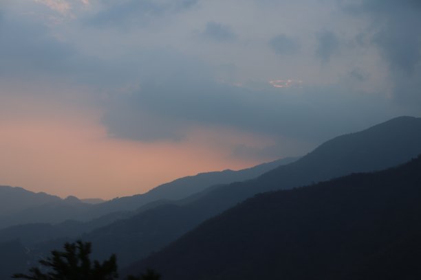 穆苏里图片下载