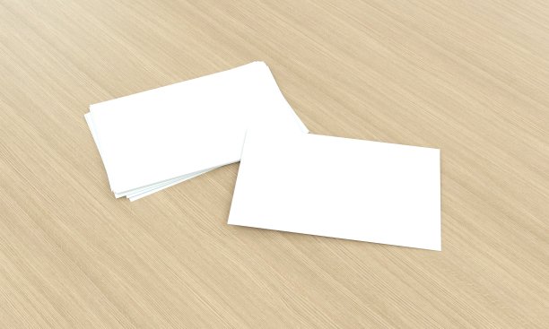 木材背景上的空白名片图片下载