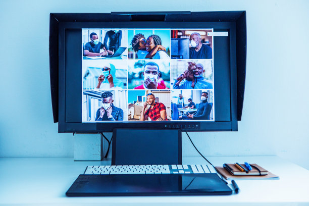 黑人家庭办公室为网络研讨会和电话会议设立图片下载