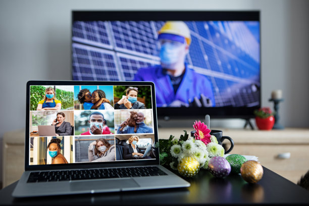 家庭办公室在复活节为网络研讨会和电话会议设立图片下载