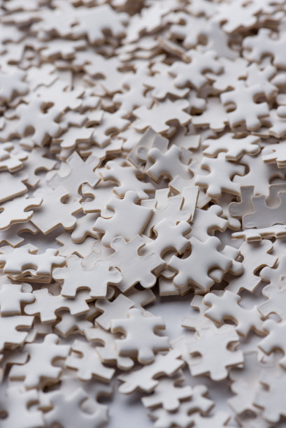 白色的难题图片下载