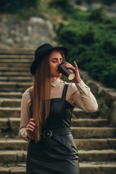 我带来了赃物图片下载