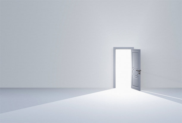 门口光线充足的房间图片下载