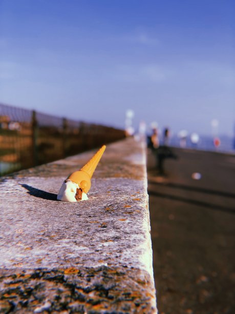 夏天的悲伤图片下载