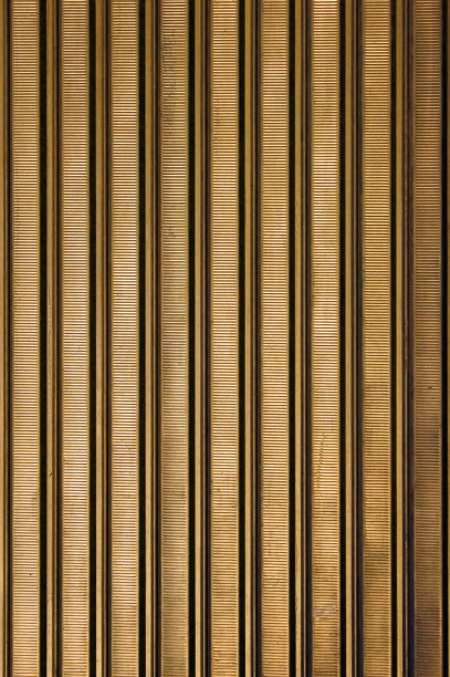 金色的金属门图片下载