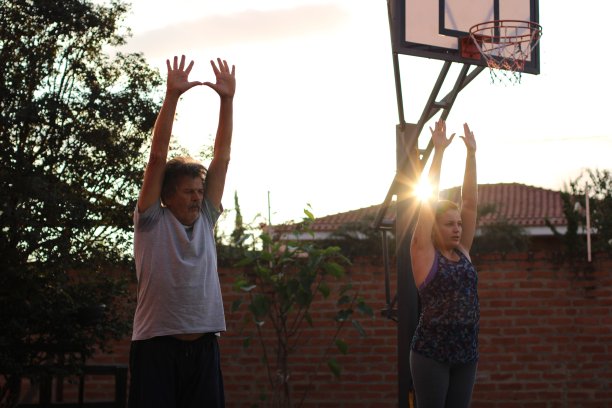 家庭做练习图片下载