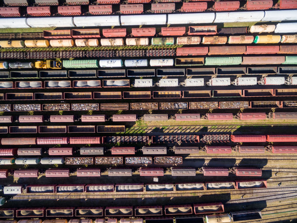 立陶宛有货车的铁路网。Radviliskis图片下载