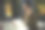 一个年轻的女学生晚上在家看书准备她的考试:-库存照片图片下载