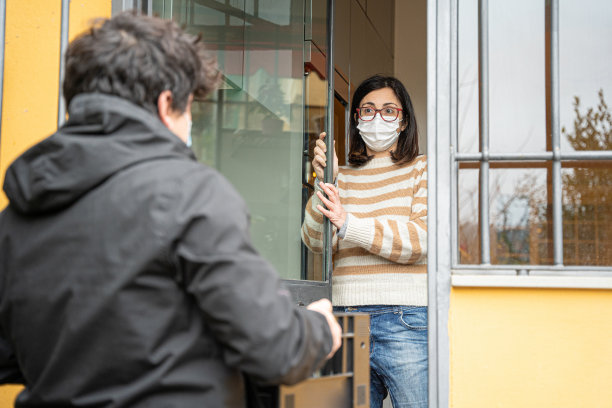 水瓶交付图片下载