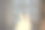 一个女人的手指在电梯面板上按楼层按钮的特写图片下载