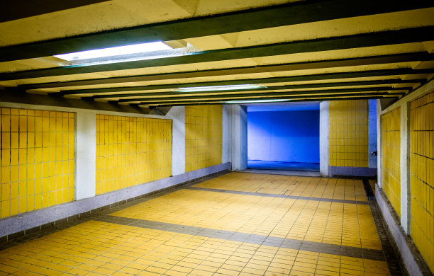 建筑物的走廊图片下载