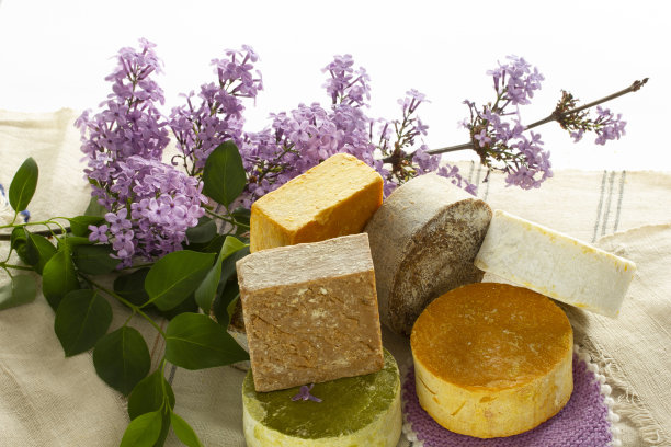 紫荆花和各种肥皂图片下载