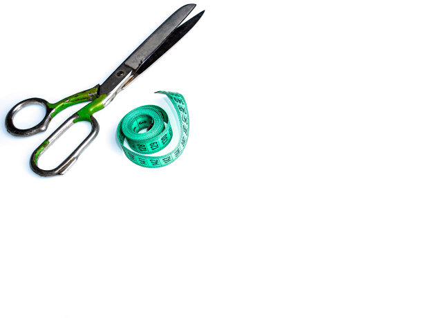 裁缝用来裁剪剪刀和厘米的手工工具。图片下载