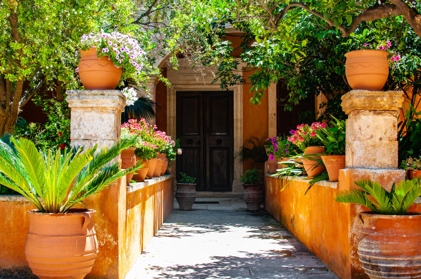 三位一体修道院。中三位一体修道院图片下载