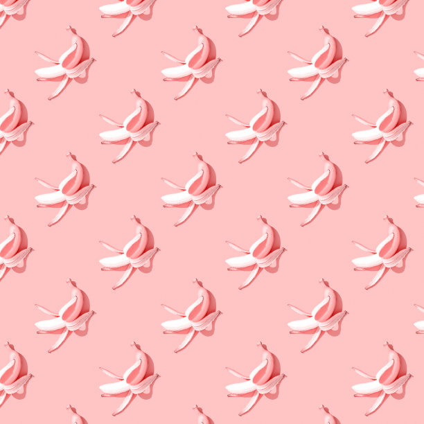 粉红色的香蕉在粉红色的背景图案上，正方形。最小的风格。图片下载