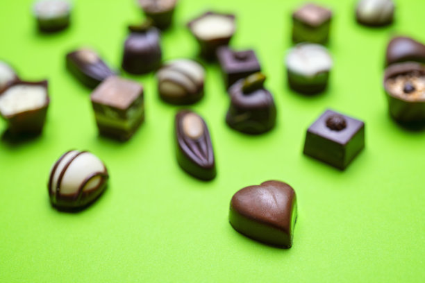 小巧克力图片下载