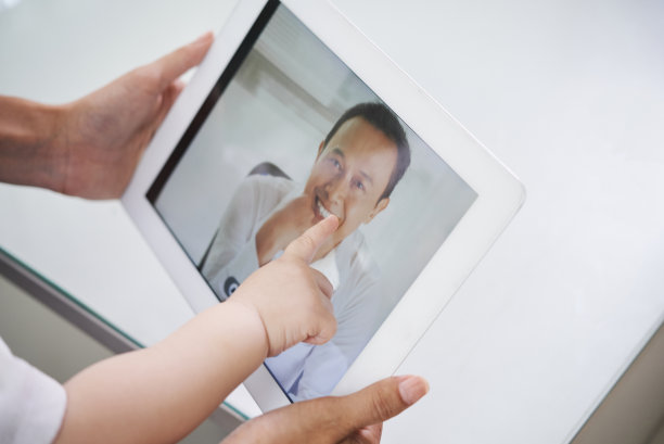 宝宝视频呼叫爸爸图片下载