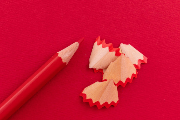 蓝色背景上的蓝色铅笔。副本的空间。图片下载