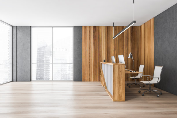 木质的接待室桌子，镶木地板，靠近窗户有电脑图片下载