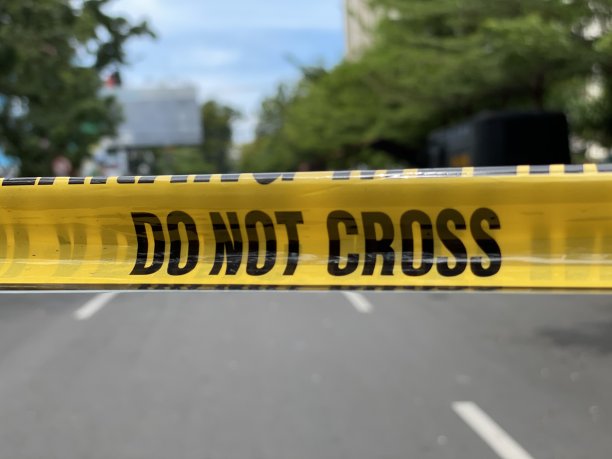 黄色警方行图片下载