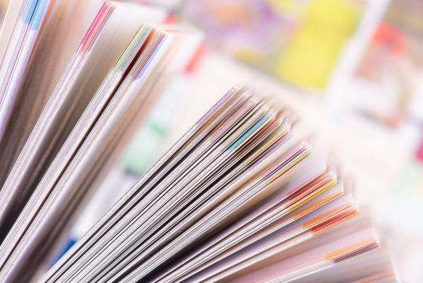 观点的书或杂志页图片下载