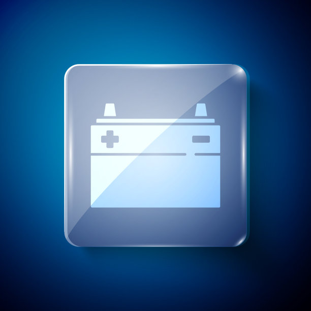 白色汽车电池图标隔离在蓝色背景图片下载