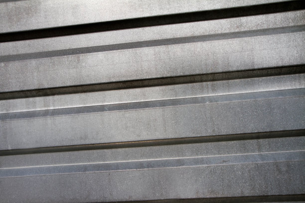 金属板在近距离图片下载