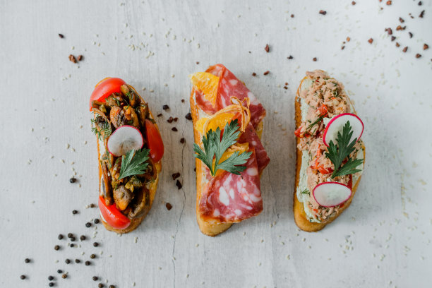 意式烤面包。食物的照片。俯视图图片下载