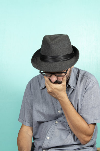 成熟男人的肖像图片下载