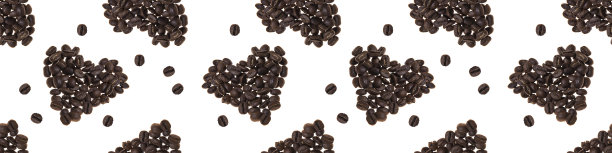 无缝模式与咖啡豆形状的心孤立在白色的背景。我喜欢咖啡。宏。俯视图，特写图片下载