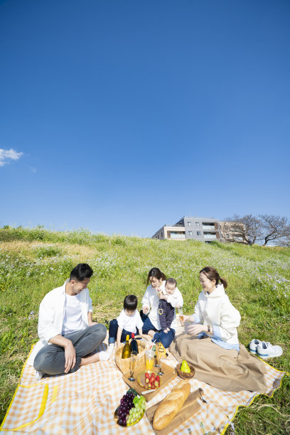 喜欢户外野餐的人图片下载