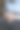 一个年轻女子的手拿着一杯咖啡，特写图片下载