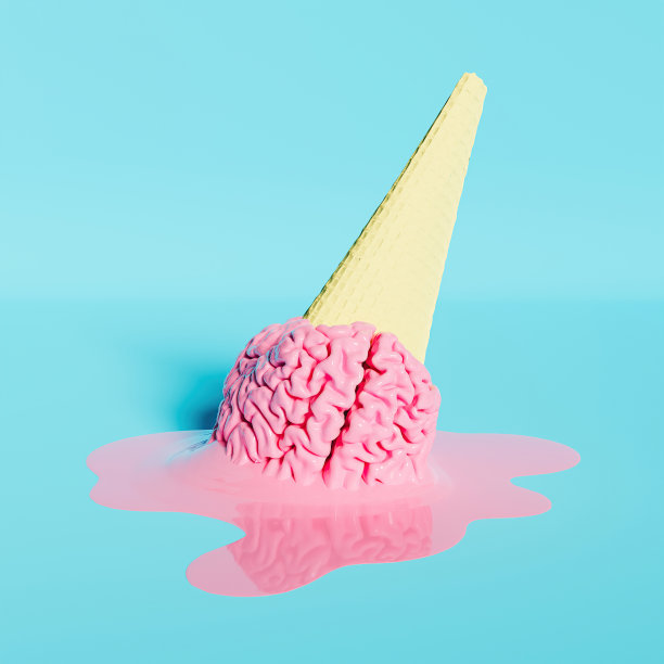 有融化的粉色脑的蛋卷冰淇淋图片下载