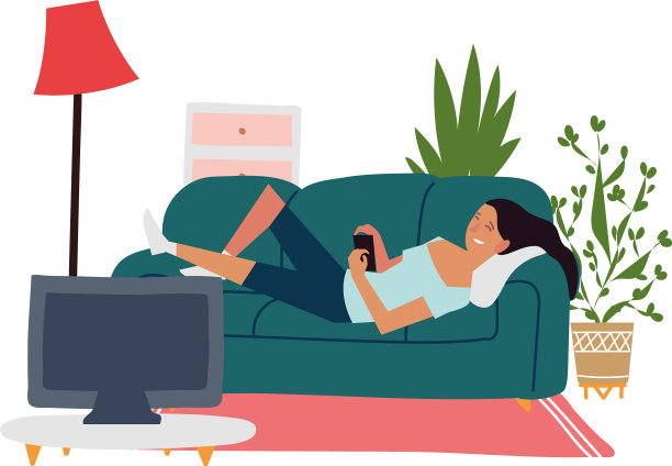 女孩躺在沙发上用手机在房间室内图片下载