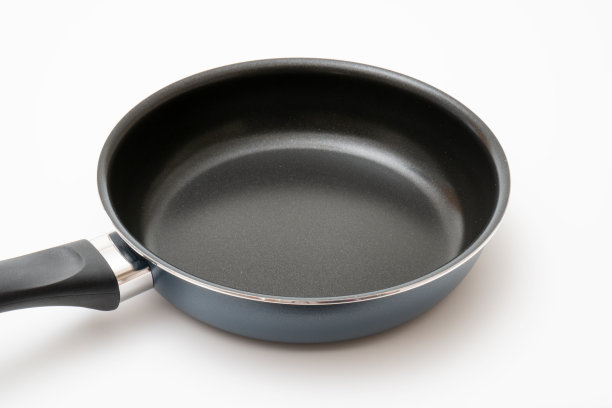 白色背景下的飞盘图片下载