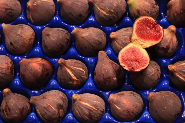 西班牙市场的无花果图片下载