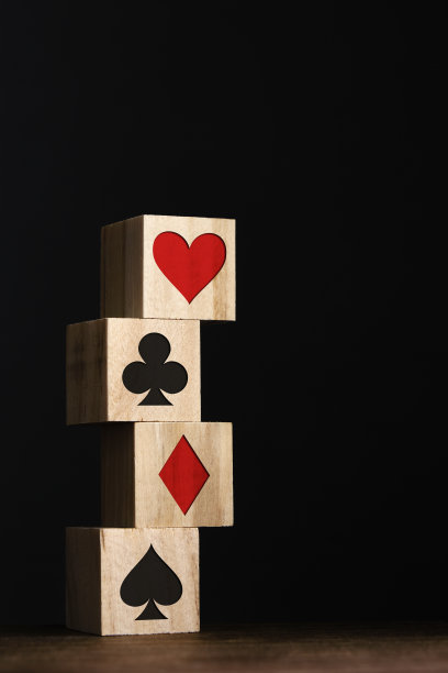 牌套符号以木块为背景，黑色图片下载