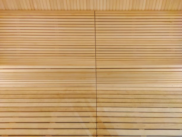 木制桑拿室内——长凳的细节图片下载