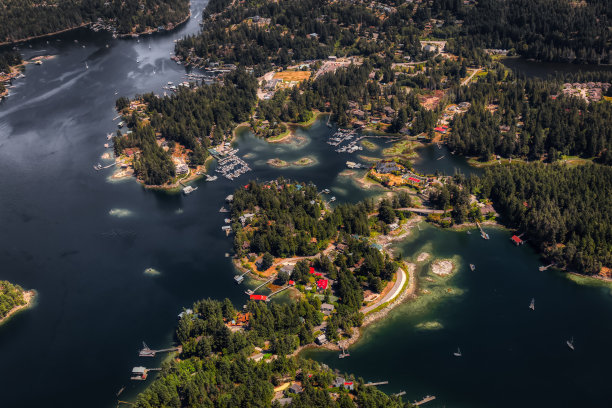 阳光海岸，加拿大不列颠哥伦比亚省。图片下载