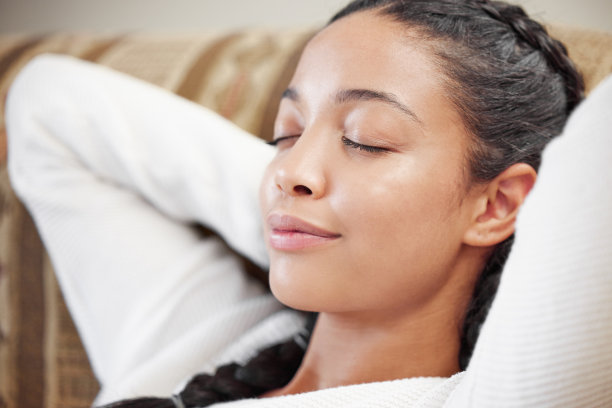 越冷静，头脑越清醒图片下载