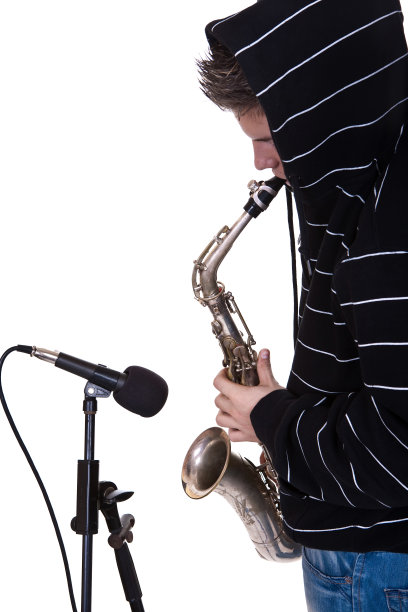 年轻的音乐家图片下载