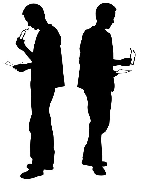 人们戴眼镜图片下载