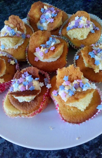 仙女蛋糕或纸杯蛋糕图片下载