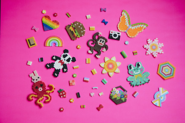 可爱的铁珠图片下载