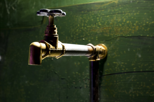 旧水龙头图片下载