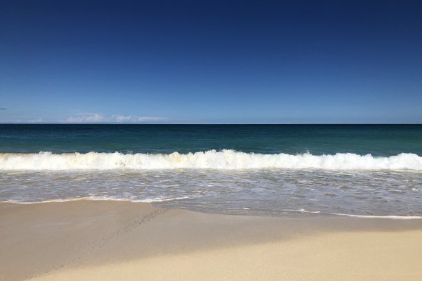 大海对天空的风景图片下载