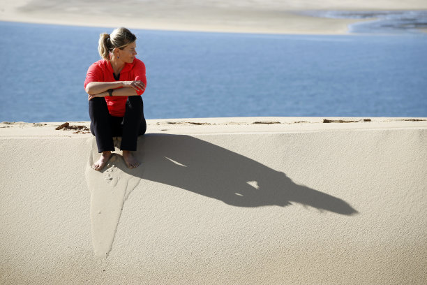 瑜伽和户外冥想图片下载