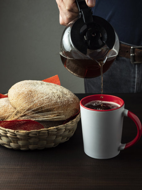 墨西哥的传统全麦面包配咖啡。图片下载