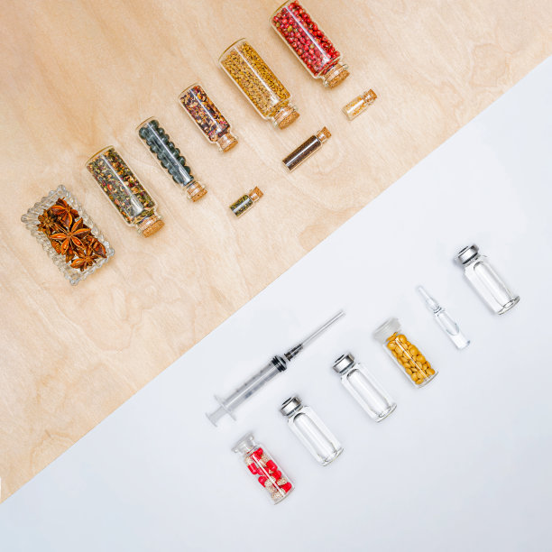 瓶装传统和替代药物图片下载